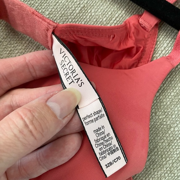 Victoria’s Secret Red Perfect Shape Bra 32B - Picture 4 of 5